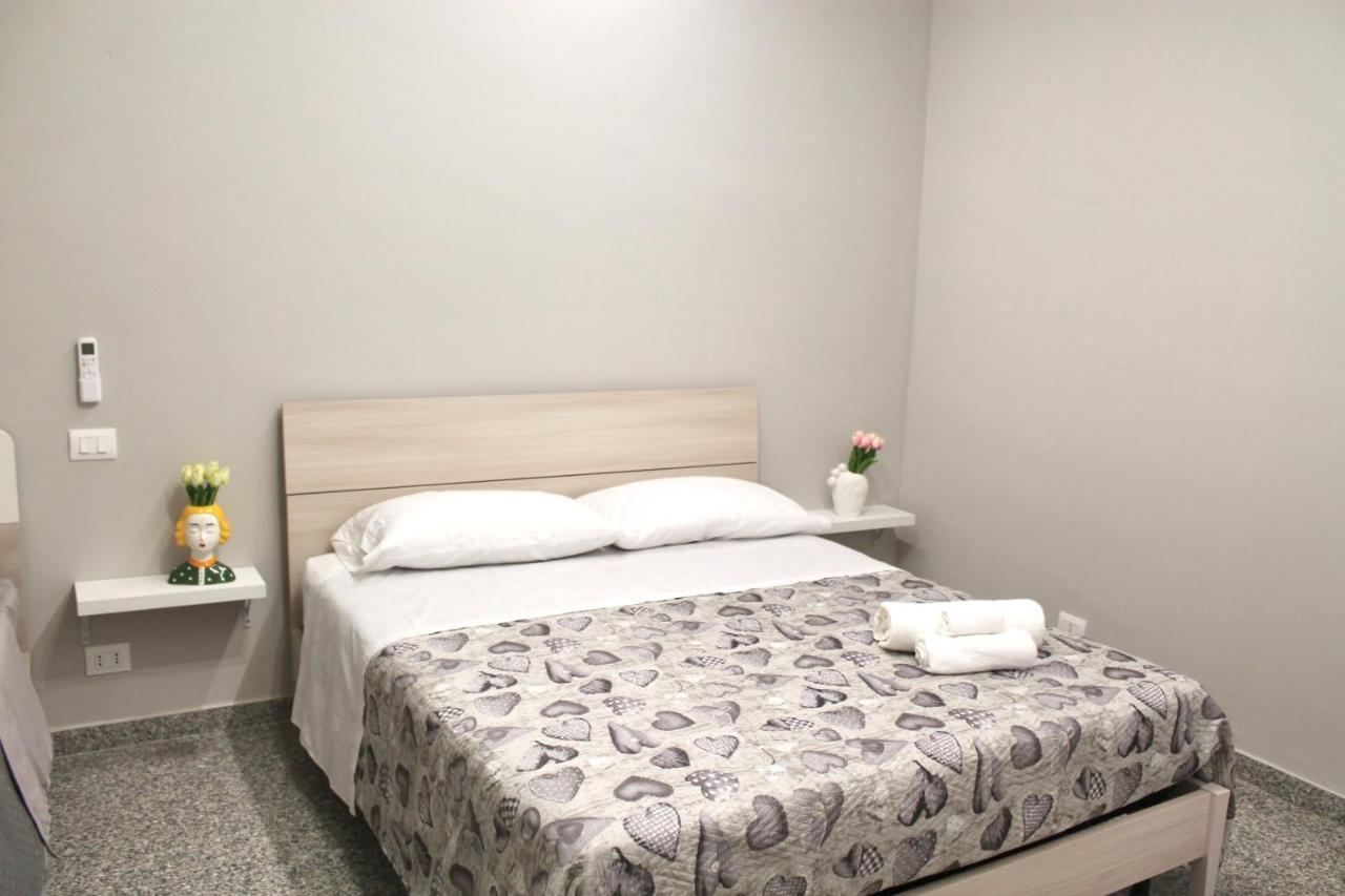 Charm Airport Bed & Breakfast Реджо ди Калабрия Екстериор снимка