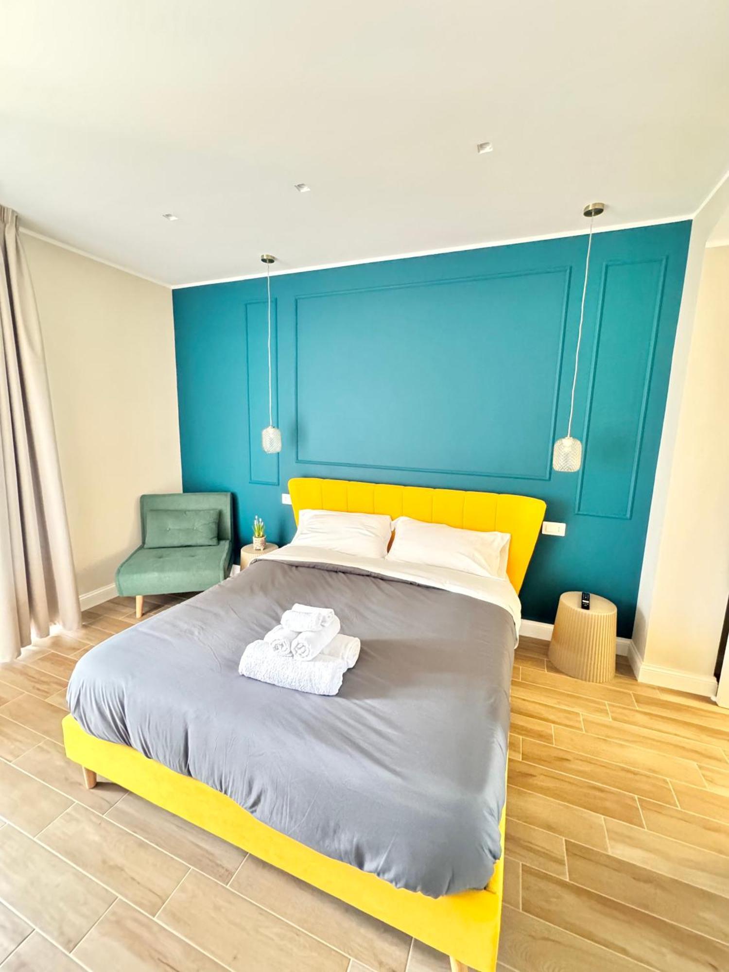 Charm Airport Bed & Breakfast Реджо ди Калабрия Екстериор снимка