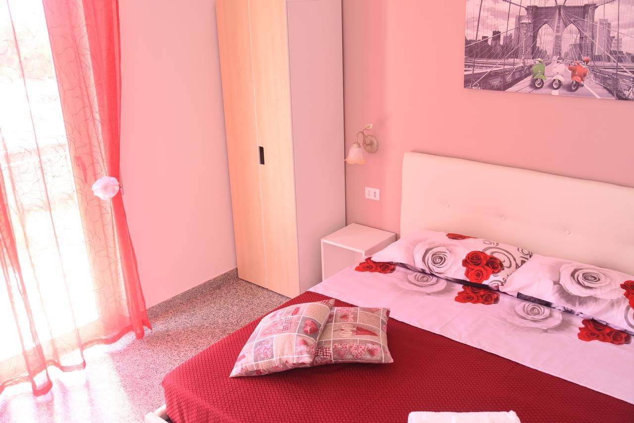 Charm Airport Bed & Breakfast Реджо ди Калабрия Екстериор снимка