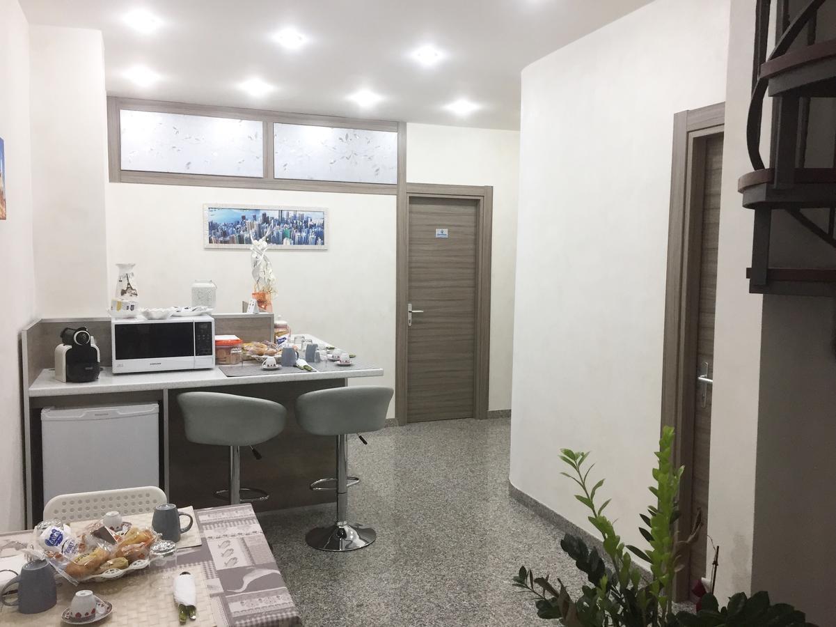 Charm Airport Bed & Breakfast Реджо ди Калабрия Екстериор снимка
