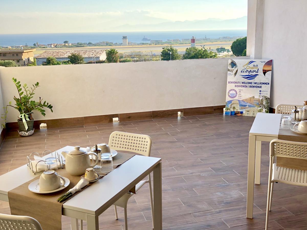 Charm Airport Bed & Breakfast Реджо ди Калабрия Екстериор снимка